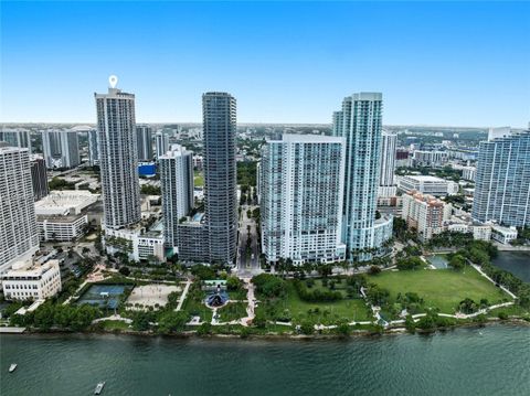 1750 N Bayshore Dr 2410 Miami FL 33132