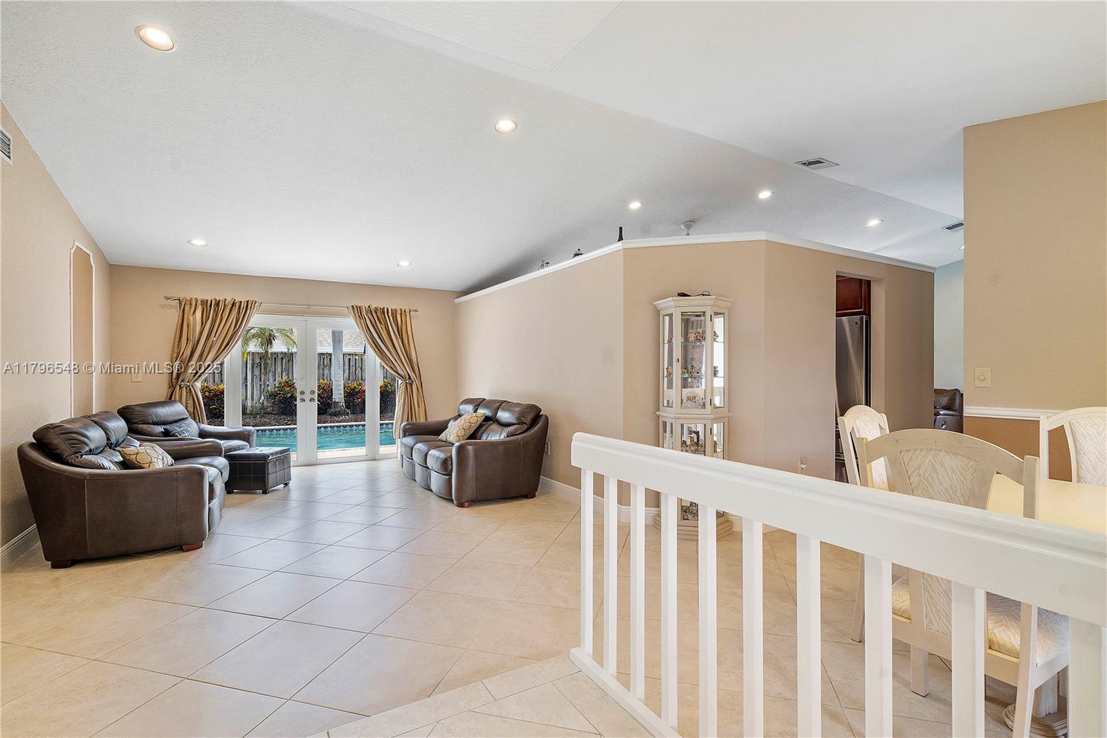 14660 Highland Springs Ct