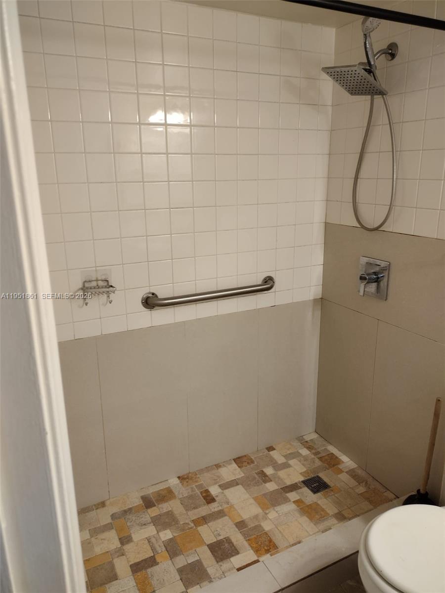 KINGSLEY AT CENTURY VILLA - Residential