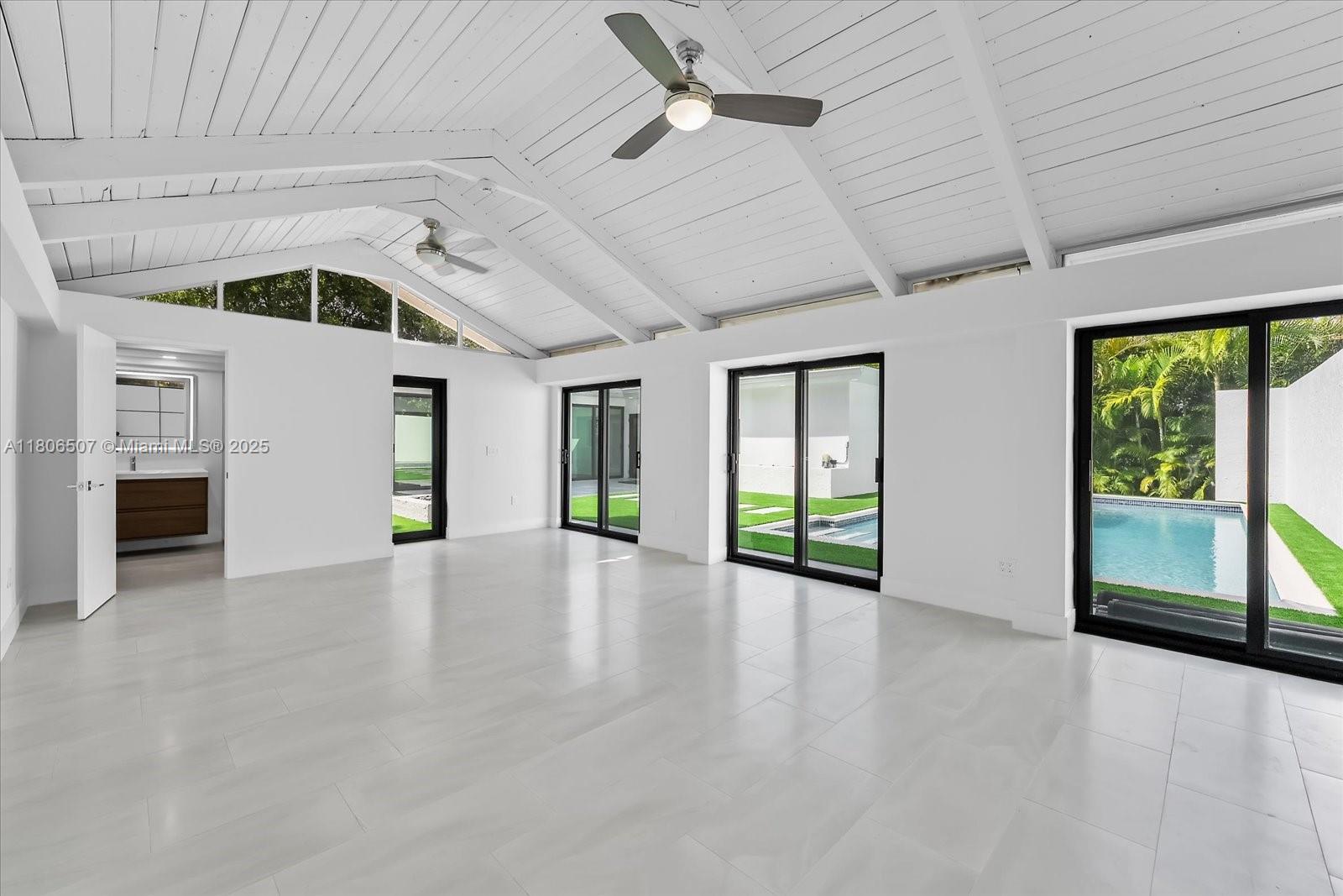 HIBISCUS ISLAND - Residential Lease