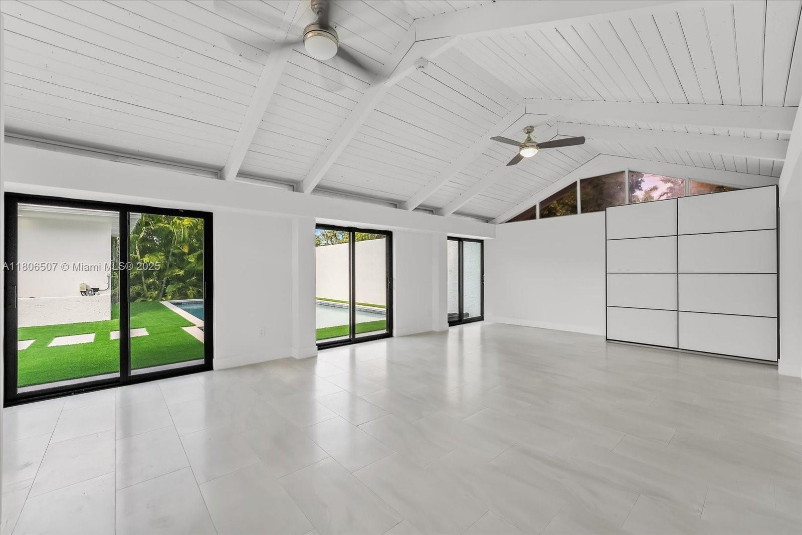 HIBISCUS ISLAND - Residential Lease