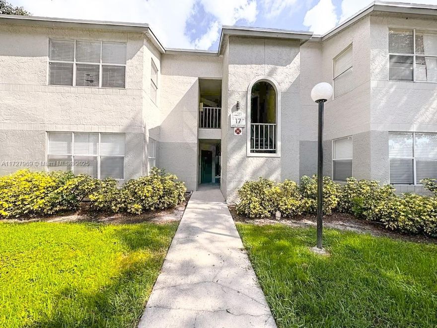 Great 1 bedroom 1 bath condo in a gate community at Ponte Verde, overlooks a canal, with new carpet and Fresh Paint. Laundry inside the Unit. Great size master bedroom with a walk in closet. Beautiful Lake View. Dining room and living area. The clubhouse has a gym, pool and two indoor racquet ball courts. Located just minutes from the outlet mall and much more. HOA Requires 650 Credit Score and application. There is an electric car charging station close to the apartment!   Pet Friendly community. Water and Trash are included. 
You can move in just with first month and deposit.