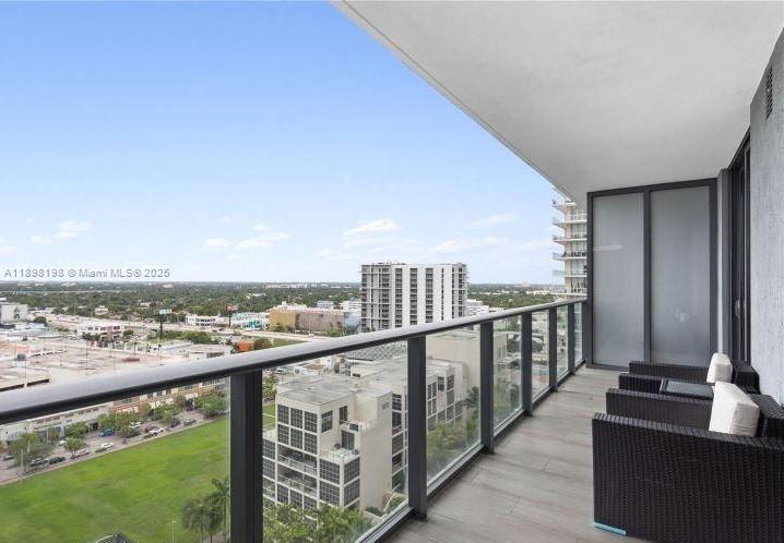 HYDE MIDTOWN - Residential Lease