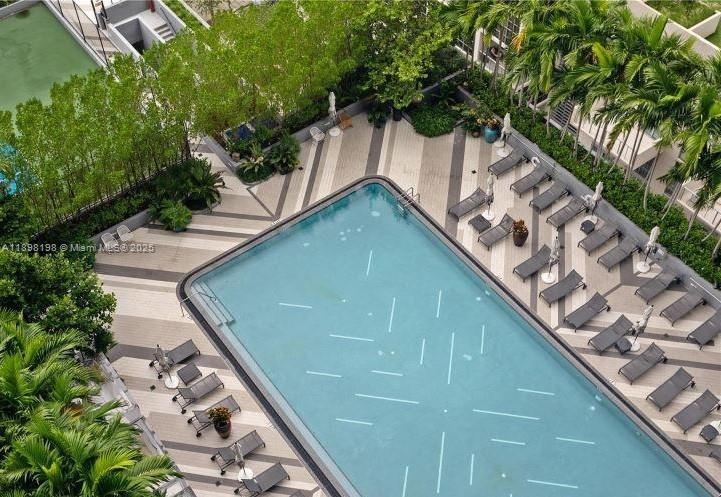 HYDE MIDTOWN - Residential Lease