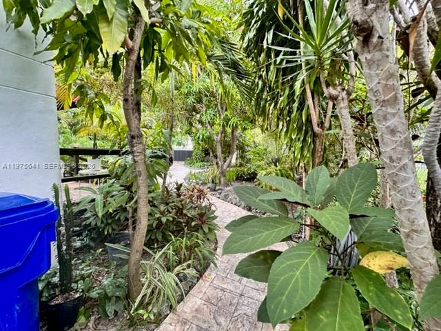 NORTHERN BLVD TRACK - Land