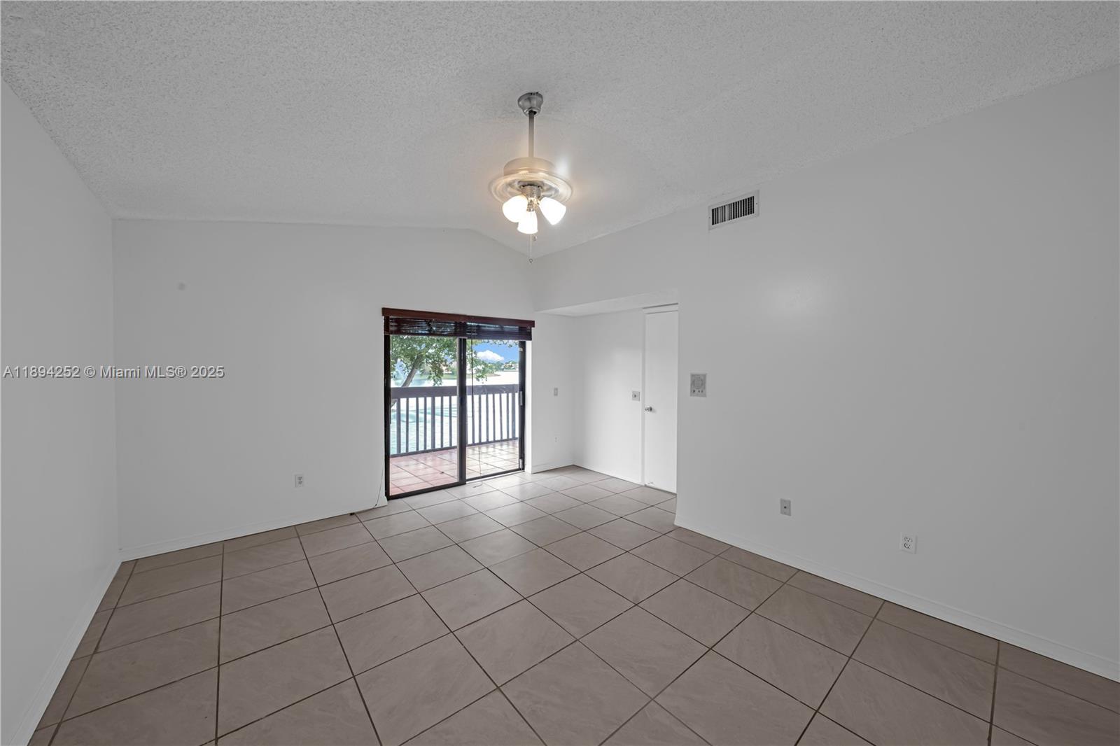 LKS OF MEADOW VILG HOMES - Residential Lease