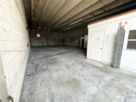 5220 NW 72nd Ave F23 Miami FL 33166