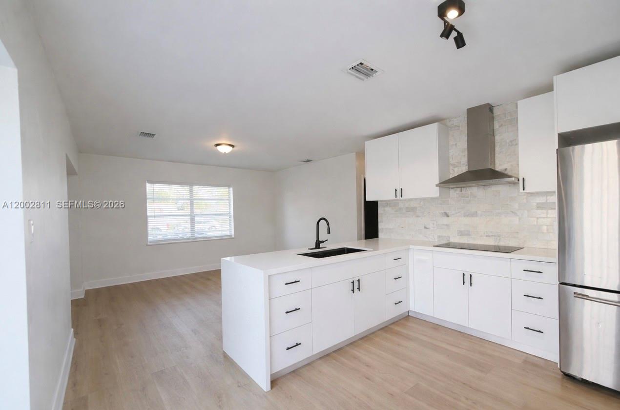 NEW SO MIAMI HEIGHTS SEC - Residential Lease