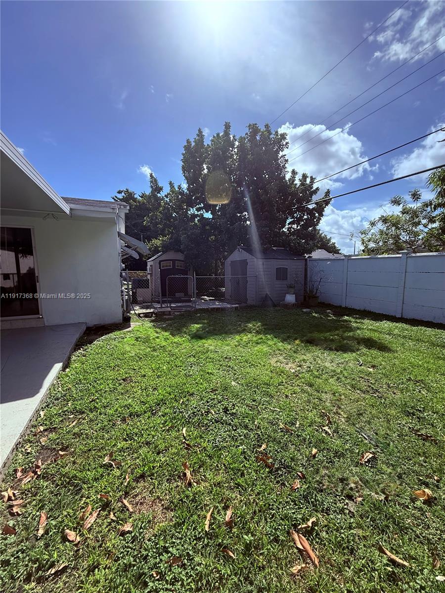 CORAL PARK ESTATES SEC 1 - Residential