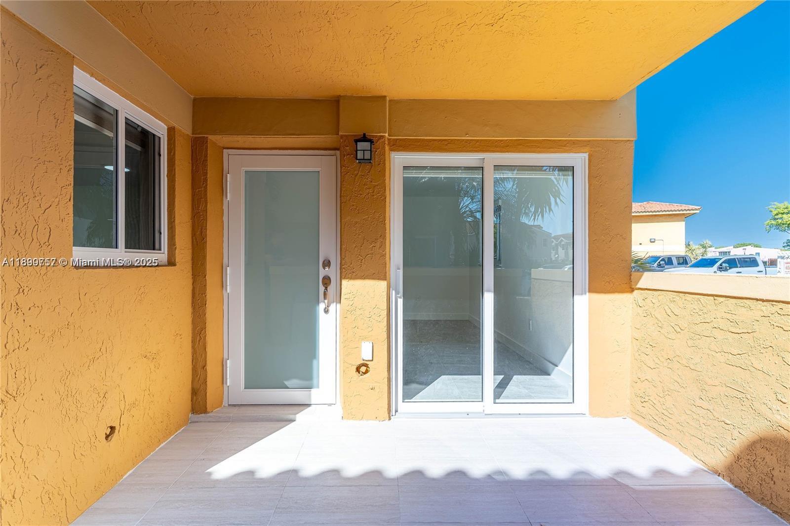 KENDALL FALLS CONDO - Residential Lease