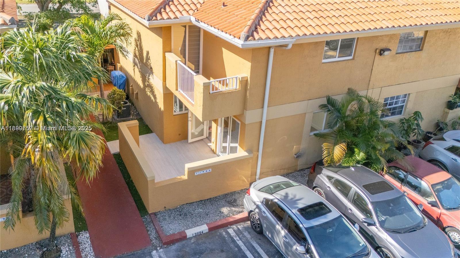 KENDALL FALLS CONDO - Residential Lease