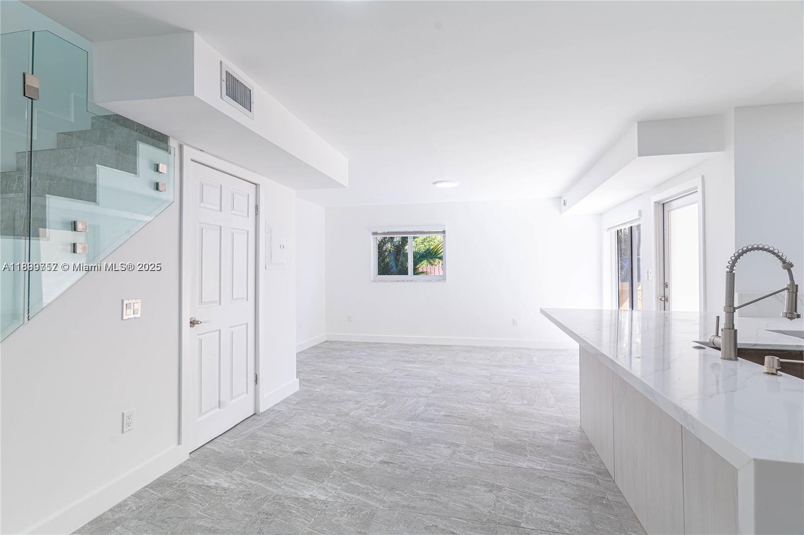 KENDALL FALLS CONDO - Residential Lease