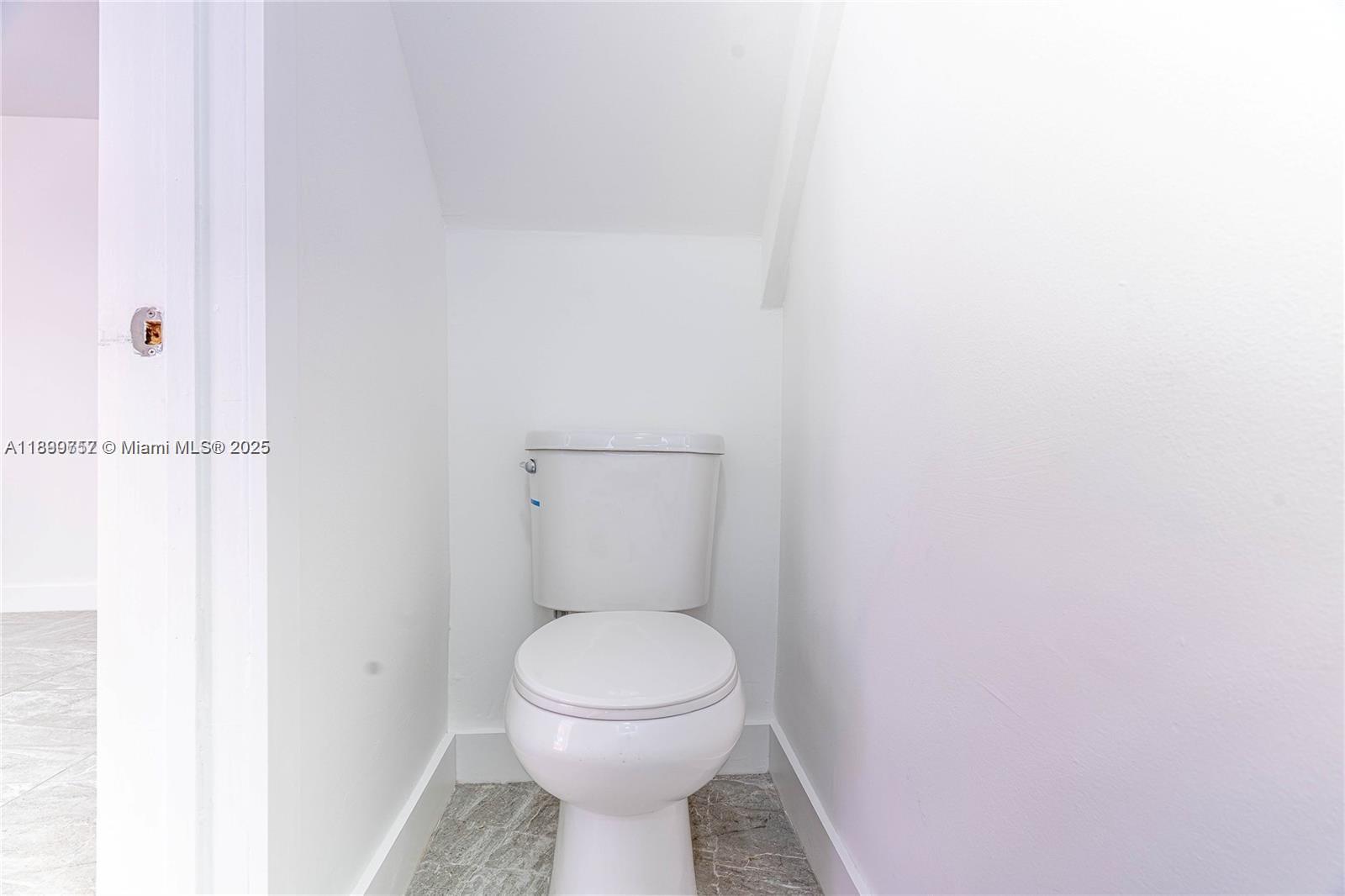 KENDALL FALLS CONDO - Residential Lease