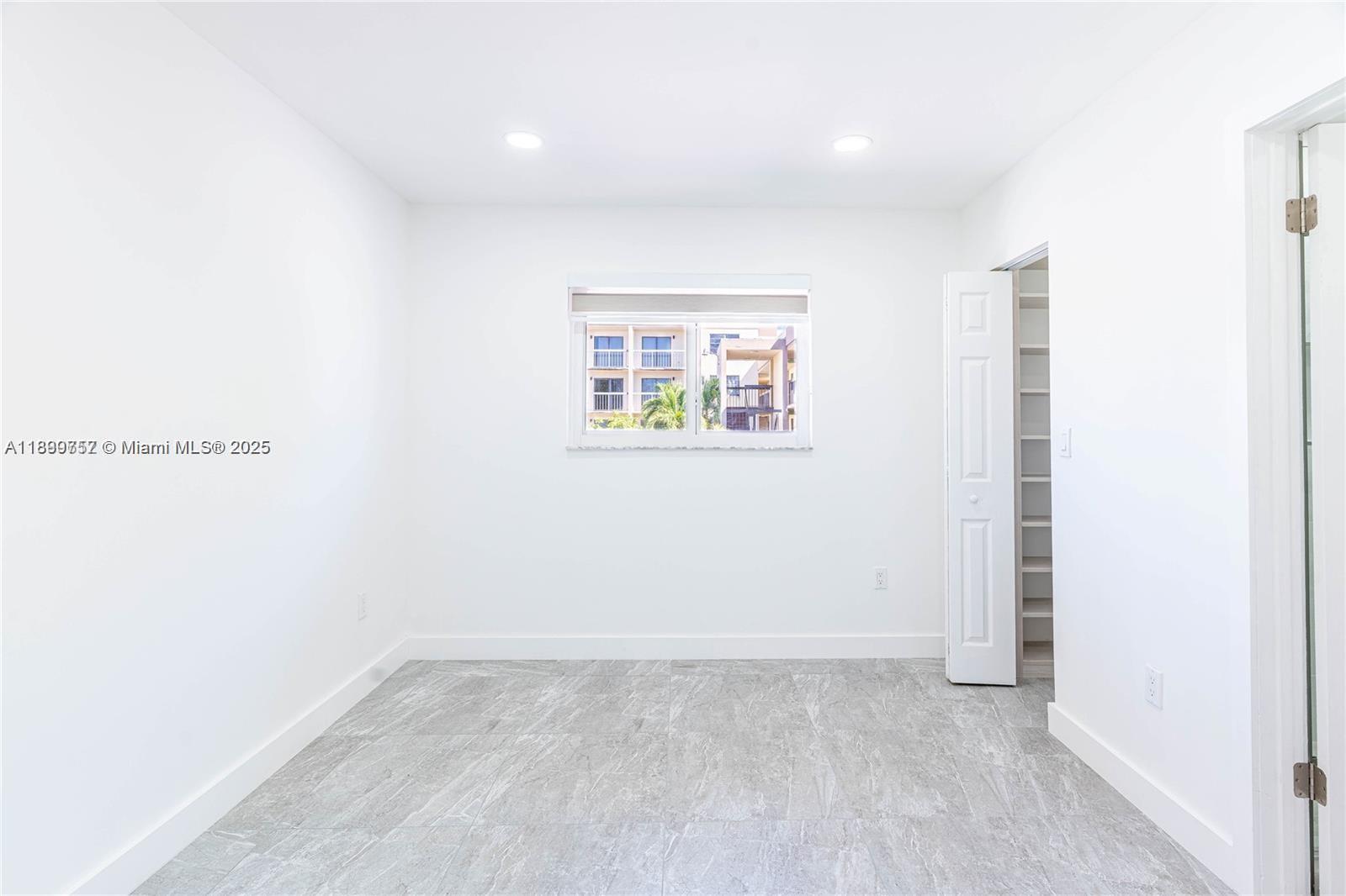 KENDALL FALLS CONDO - Residential Lease