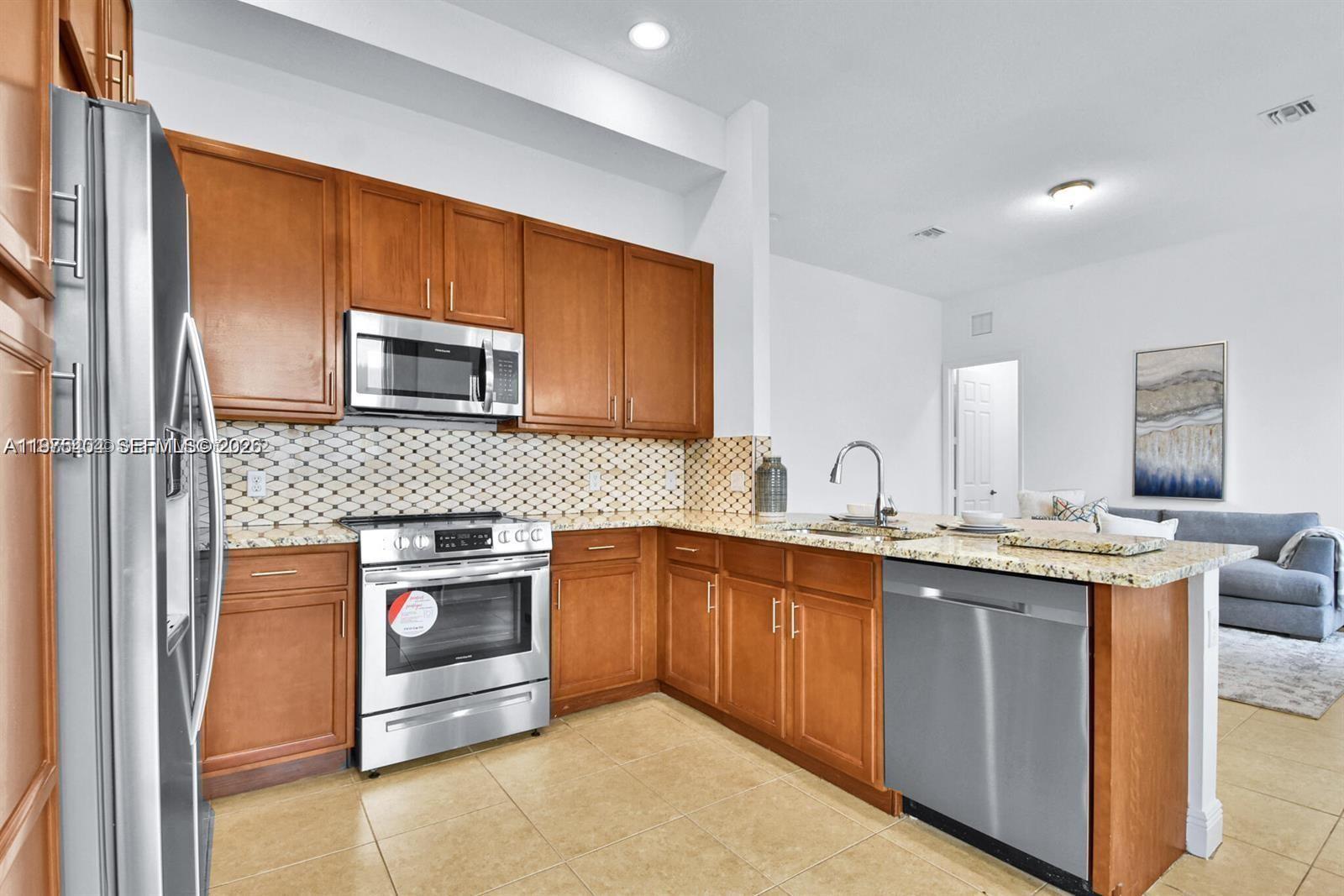 MONTERRA PLAT - Residential Lease