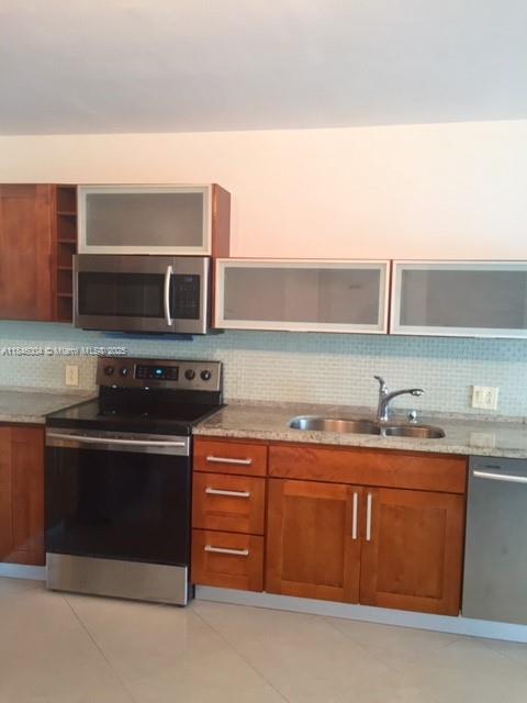 BONAVISTA CONDO - Residential Lease