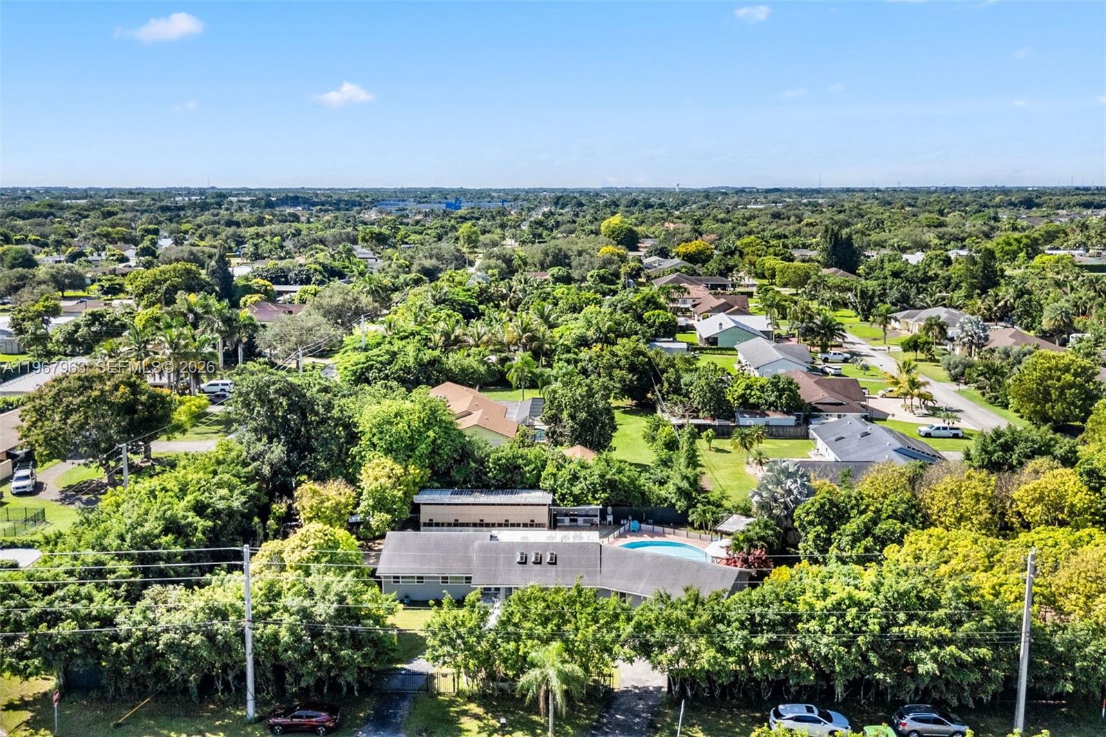 MELODY MANOR - Residential