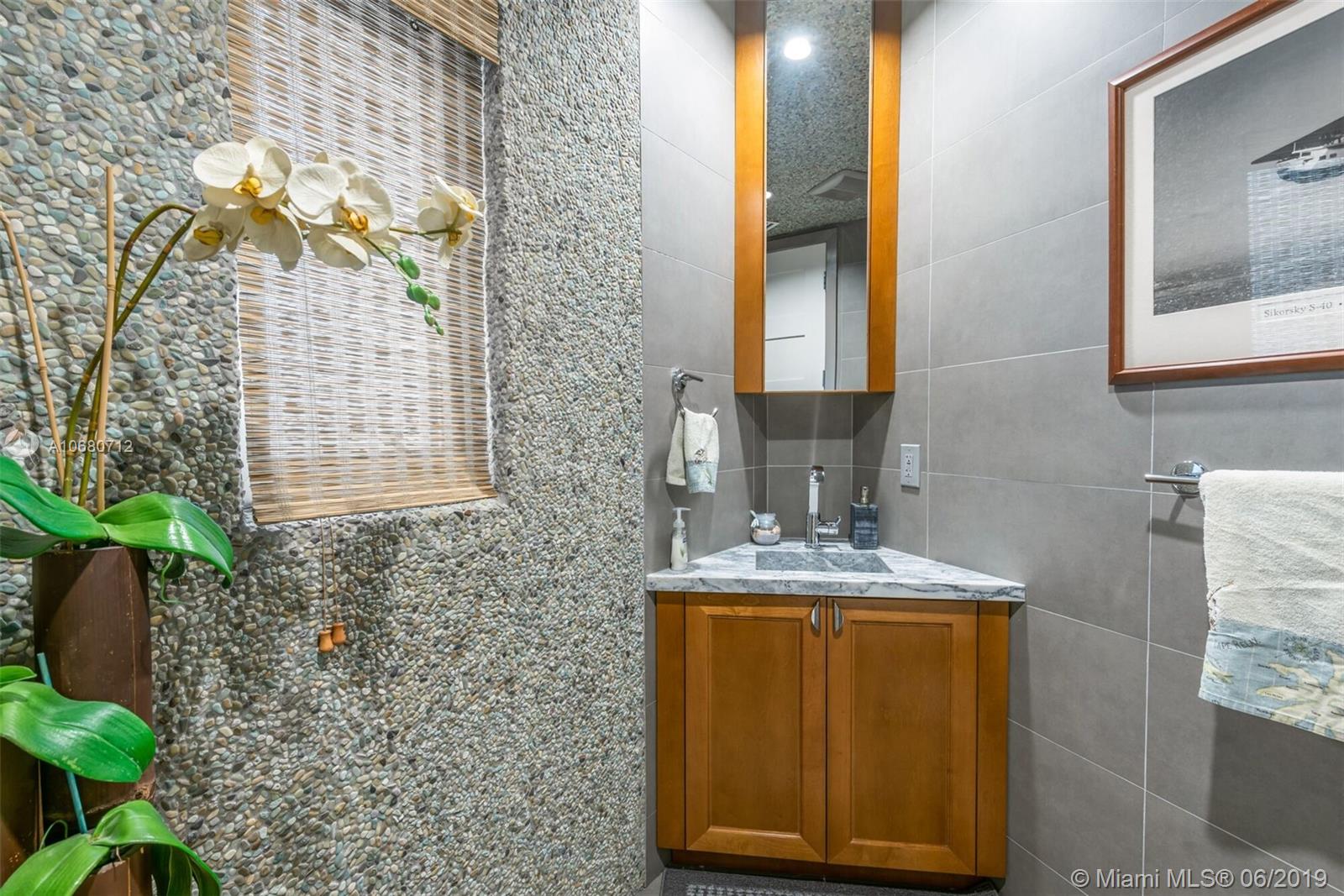 RE-PLAT OF TRACK C MIAMI - Residential