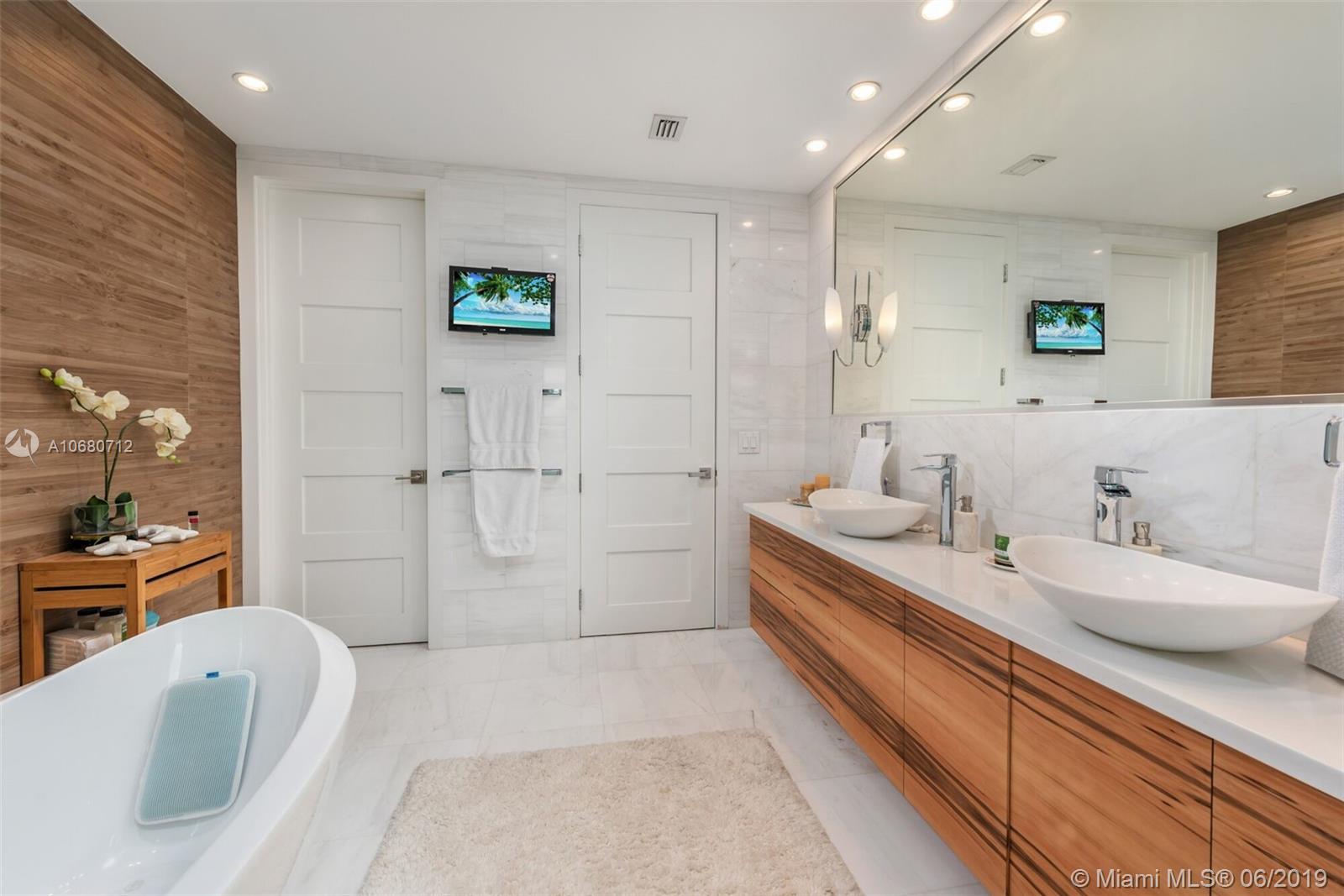 RE-PLAT OF TRACK C MIAMI - Residential