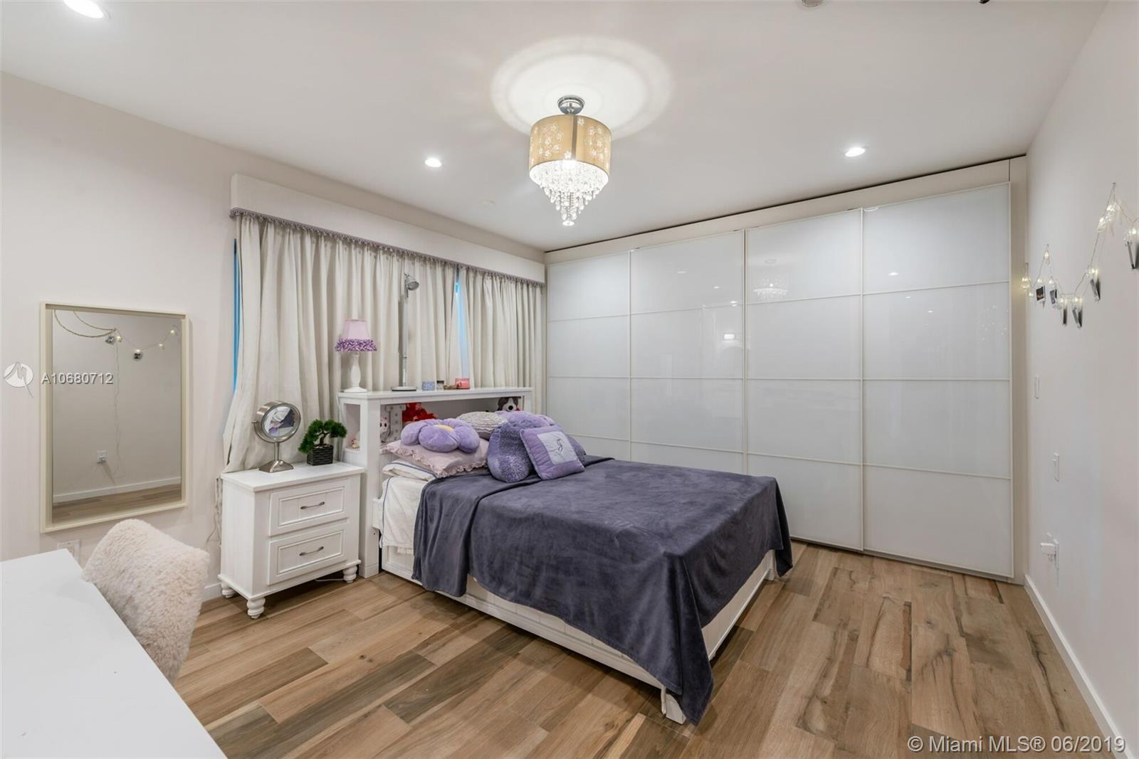 RE-PLAT OF TRACK C MIAMI - Residential