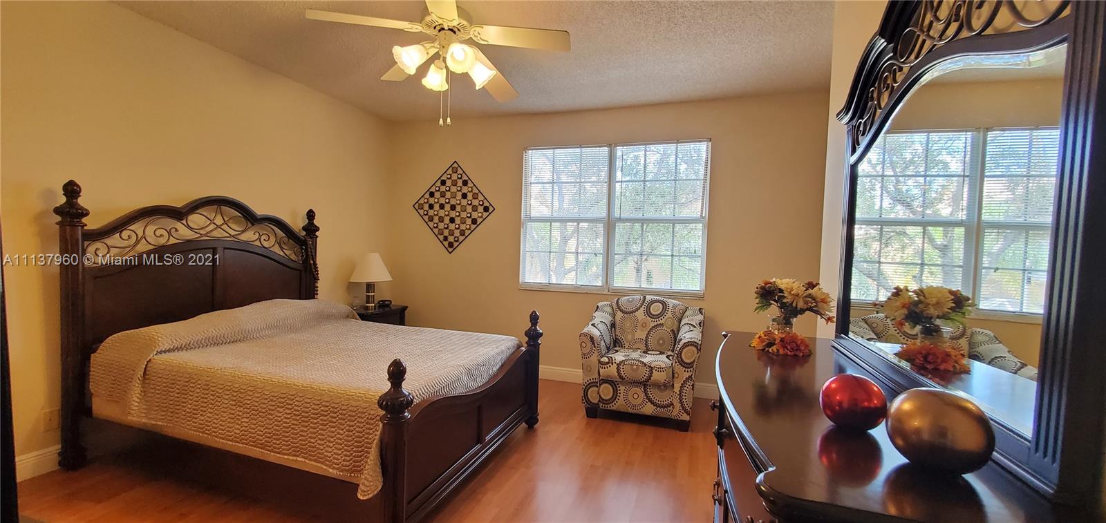 SECTORS 3 & 4 BOUNDARY PL - Residential Lease