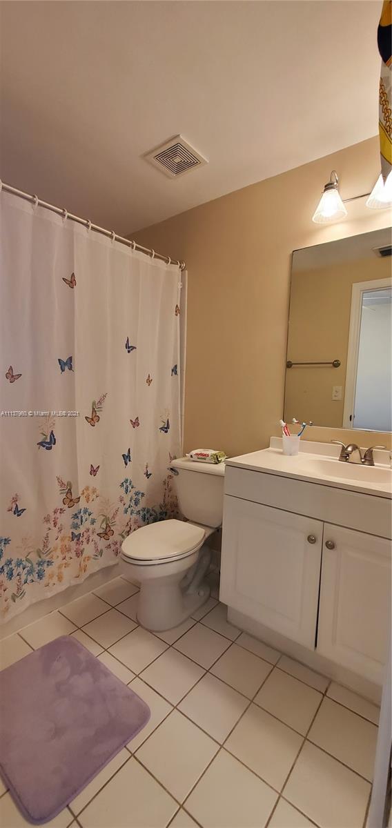 SECTORS 3 & 4 BOUNDARY PL - Residential Lease