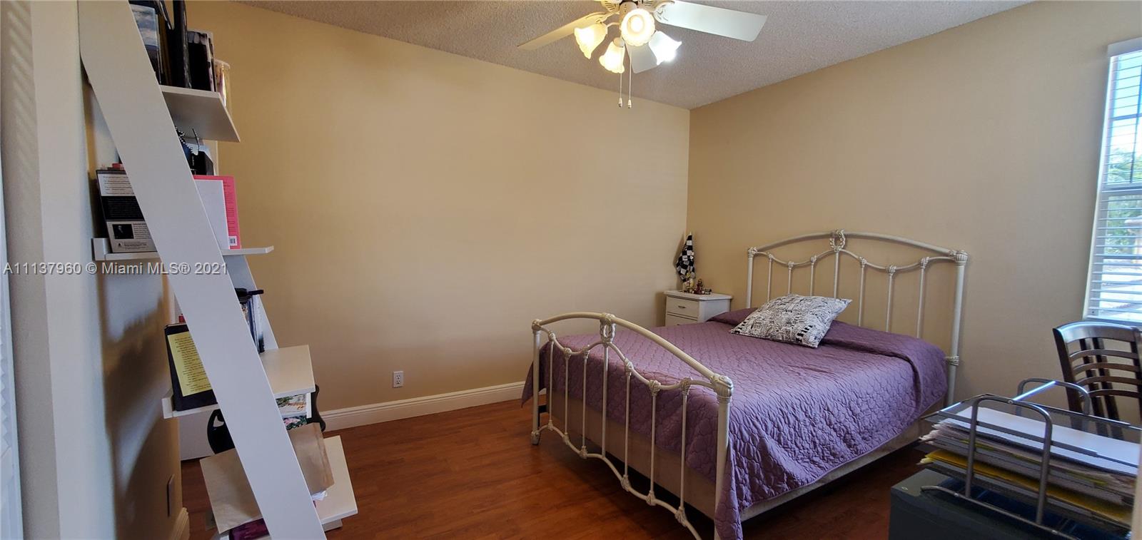 SECTORS 3 & 4 BOUNDARY PL - Residential Lease