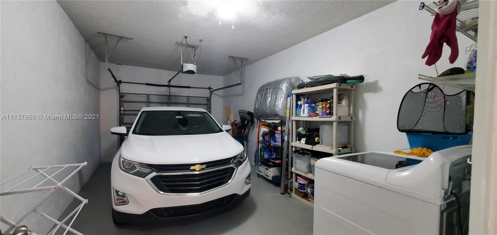 SECTORS 3 & 4 BOUNDARY PL - Residential Lease