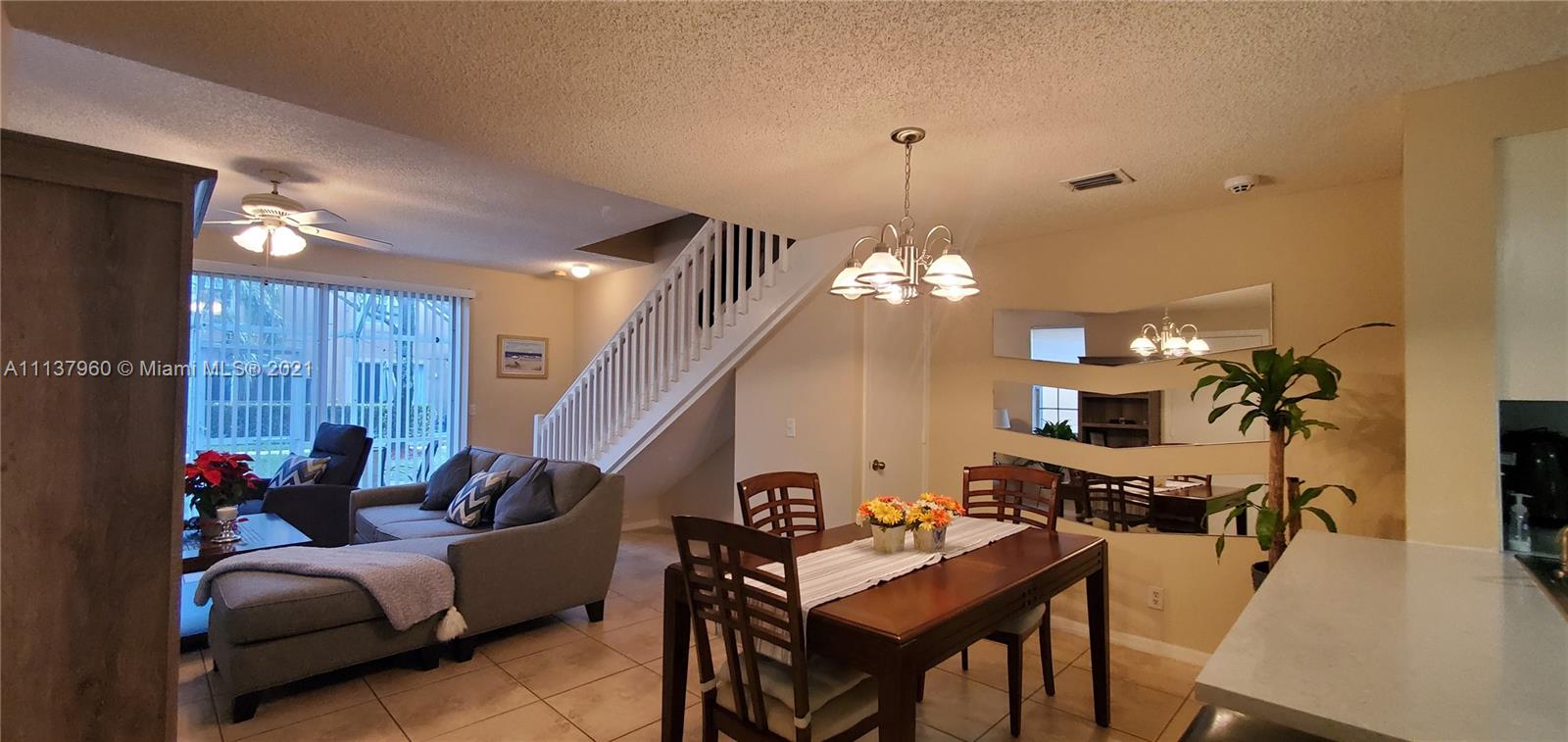 SECTORS 3 & 4 BOUNDARY PL - Residential Lease