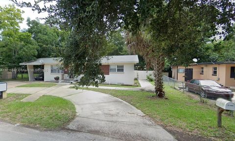 A home in Daytona Beach