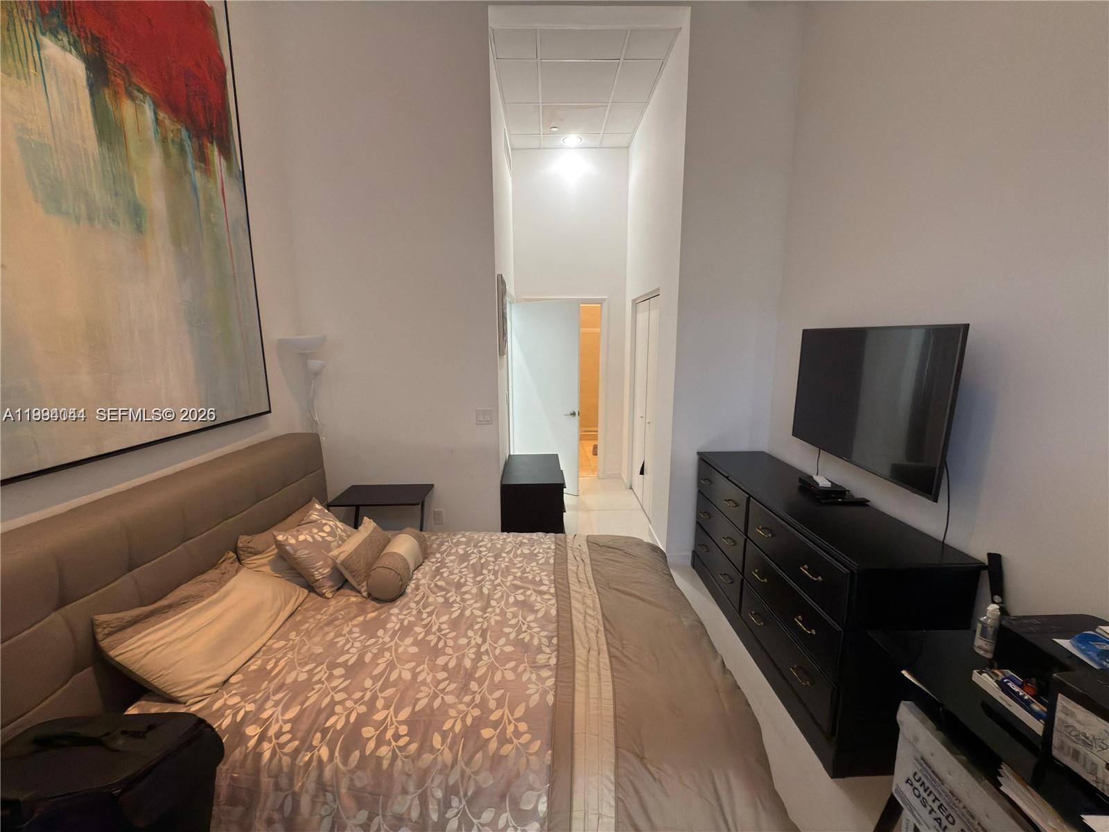 ICONBRICKELL CONDO NO 1 - Residential Lease