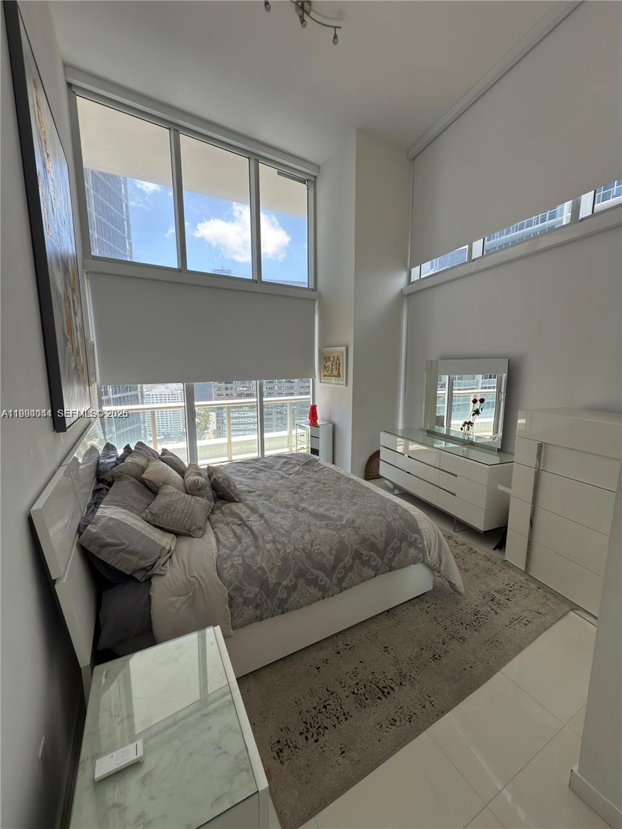 475 Brickell Ave 2813