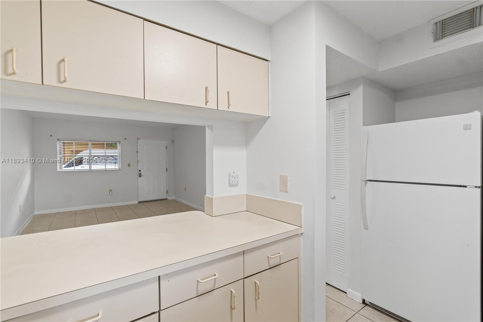 WATERVIEW CONDO - Residential