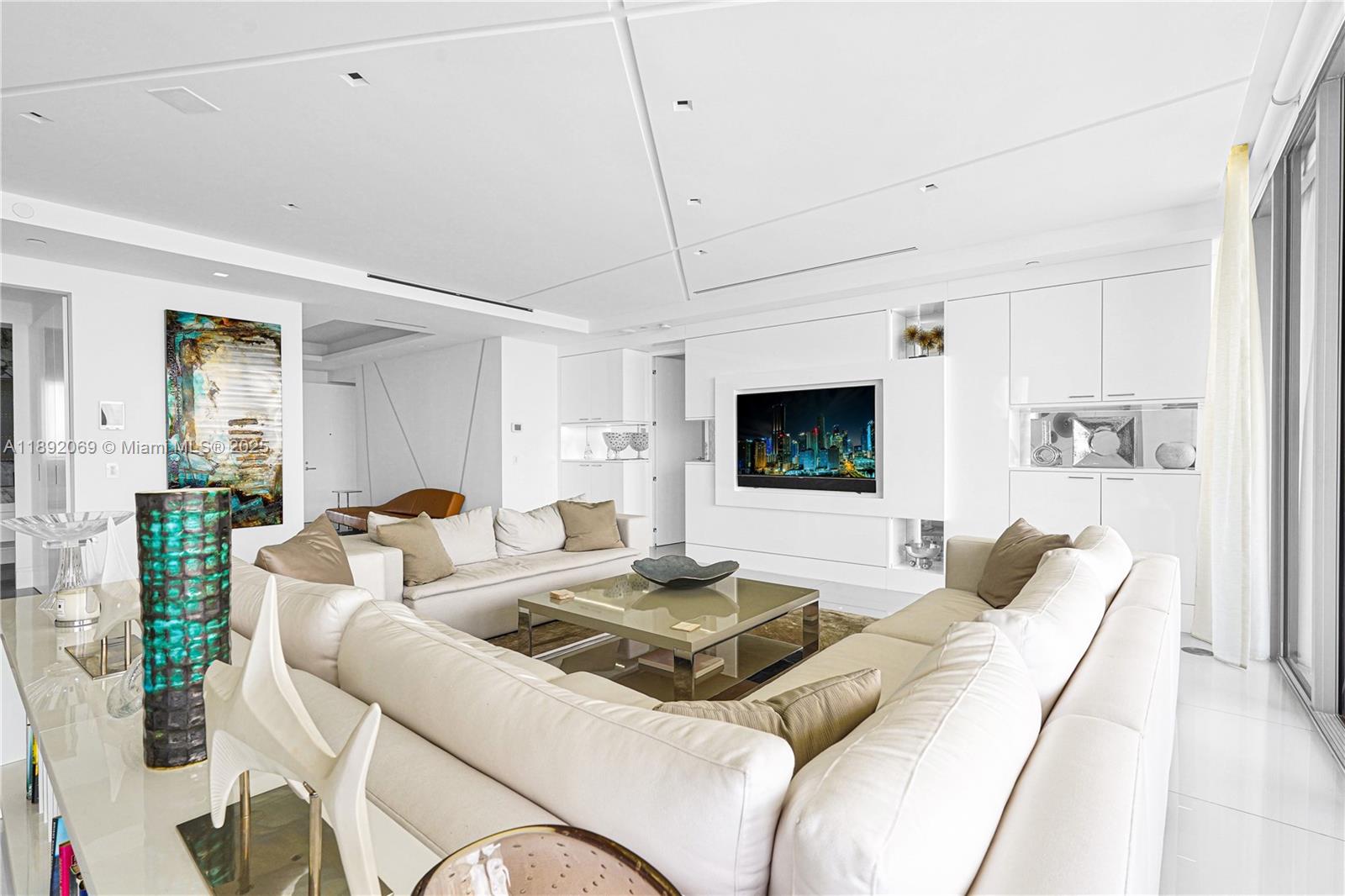 ST REGIS BAL HARBOUR - Residential