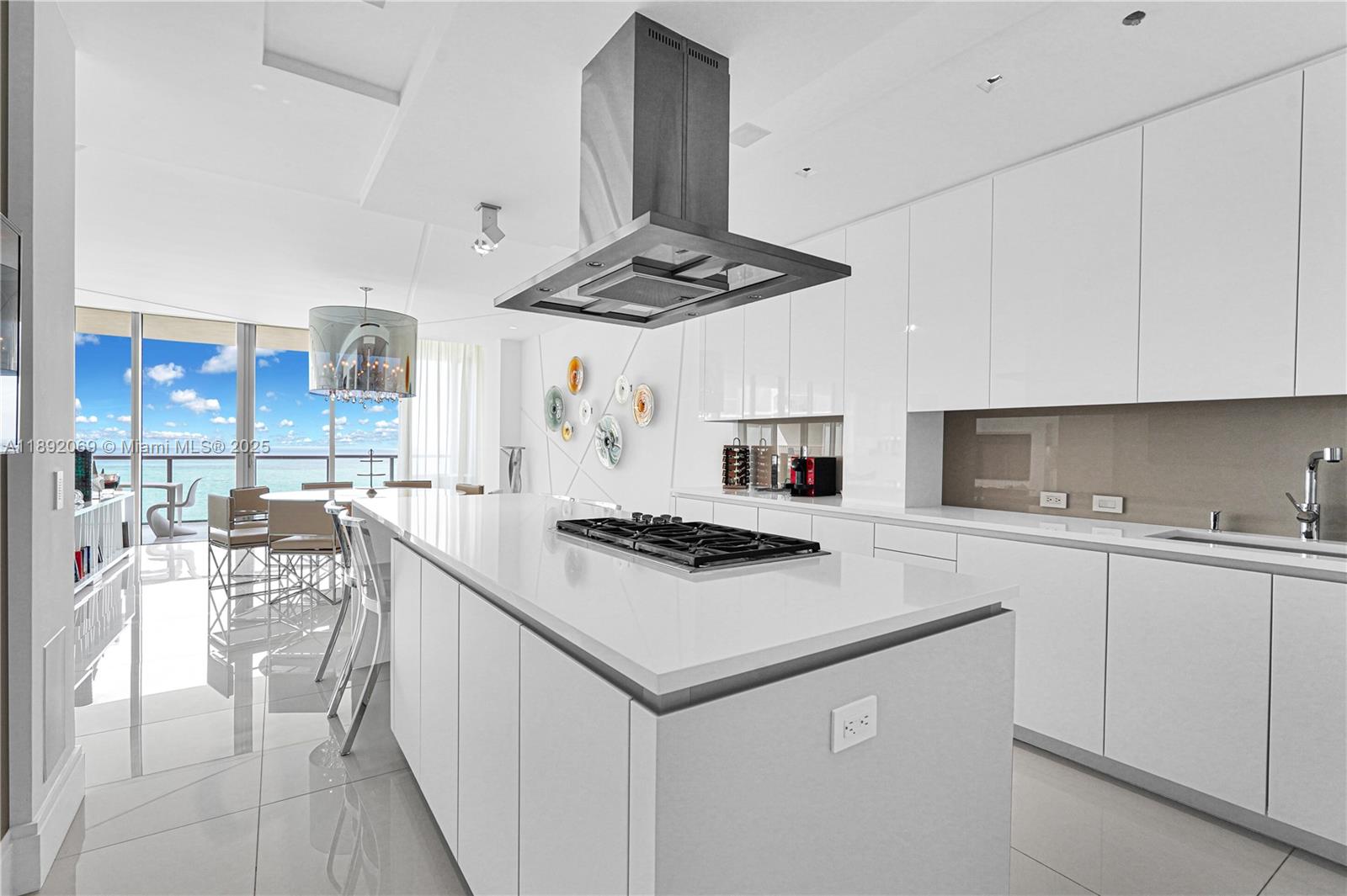 ST REGIS BAL HARBOUR - Residential