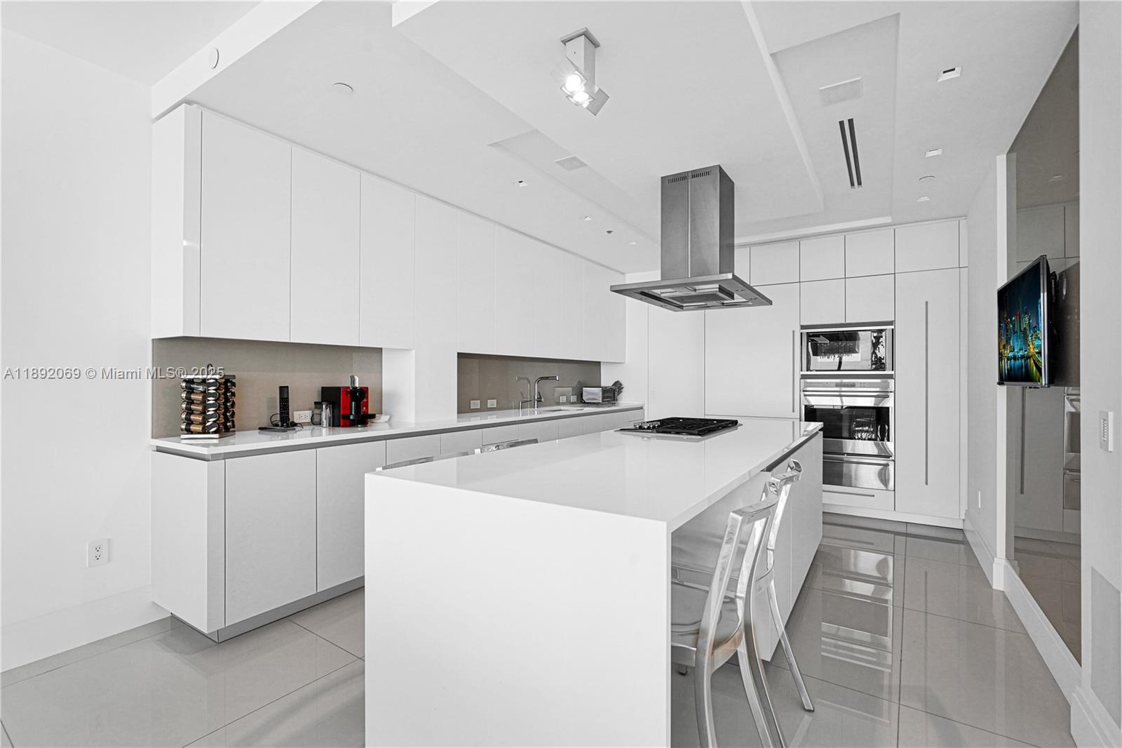 ST REGIS BAL HARBOUR - Residential