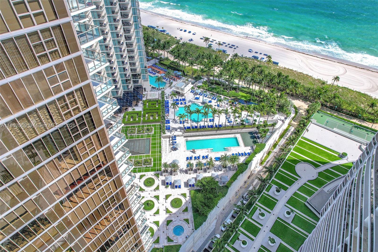 ST REGIS BAL HARBOUR - Residential