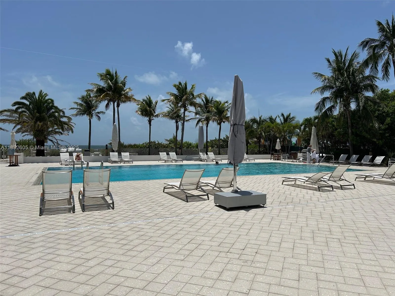 Key Biscayne, Florida 33149, United States, 2 Bedrooms Bedrooms, ,2 BathroomsBathrooms,Residential,Active,163585