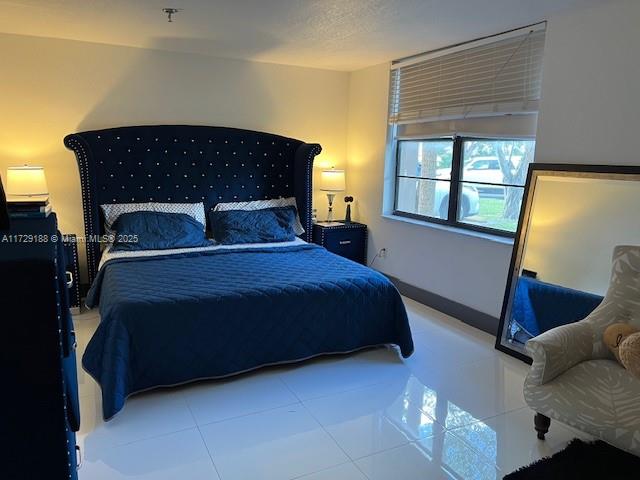 COCO WOOD CONDO - Residential