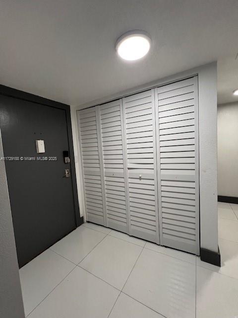 COCO WOOD CONDO - Residential