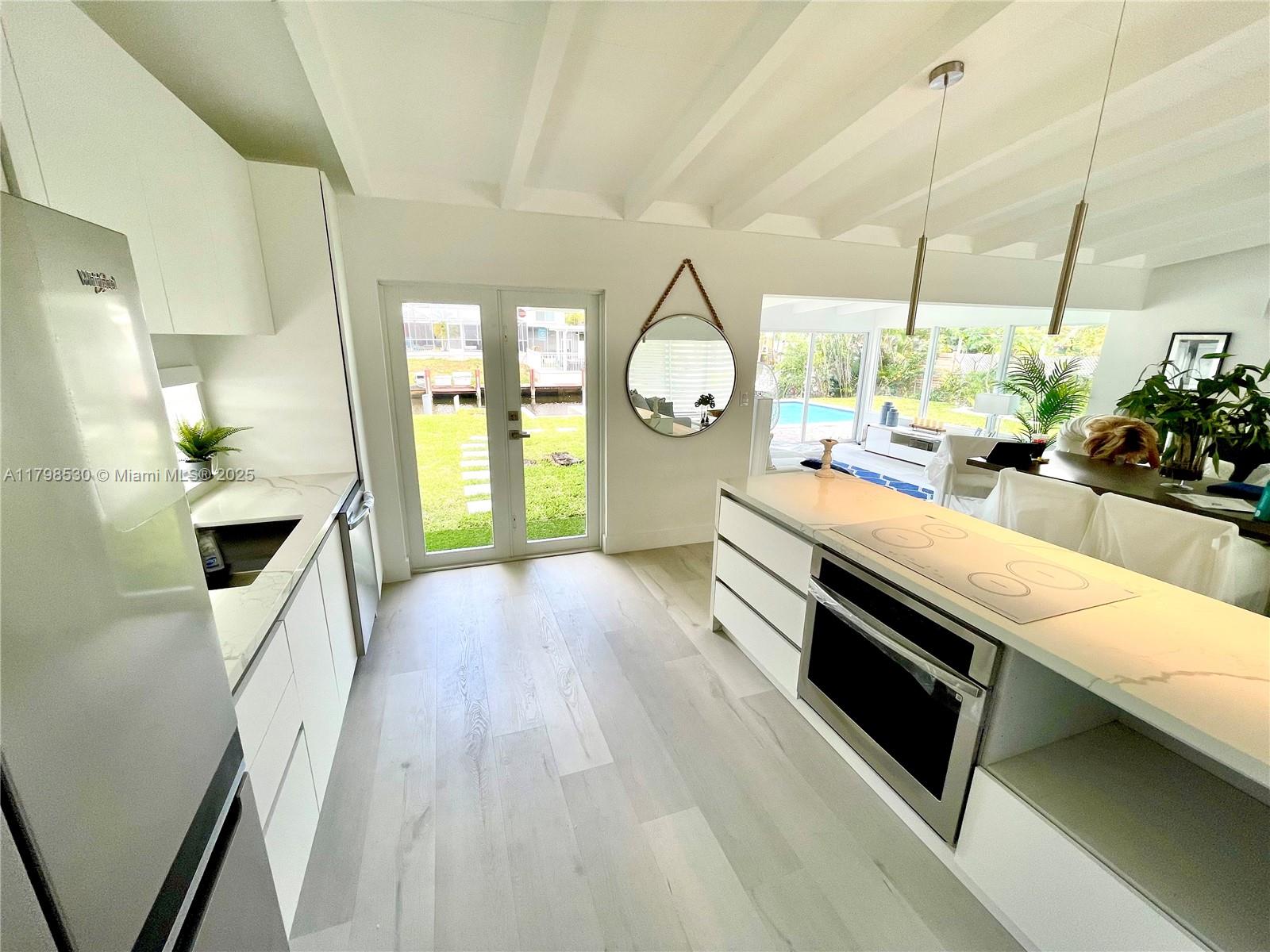 LAUDERDALE ISLES NO 2-BLK - Residential