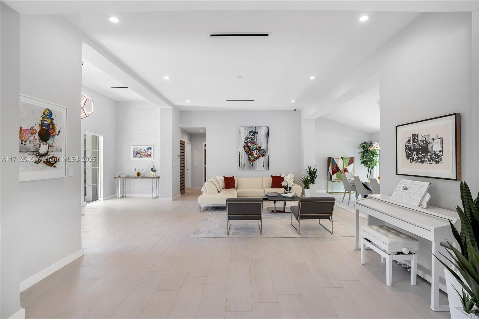 BAY POINT - Residential