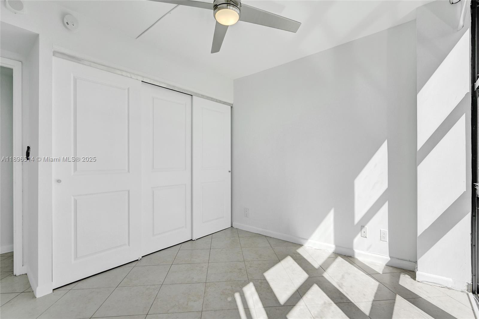AVANT GARDE CONDO - Residential Lease