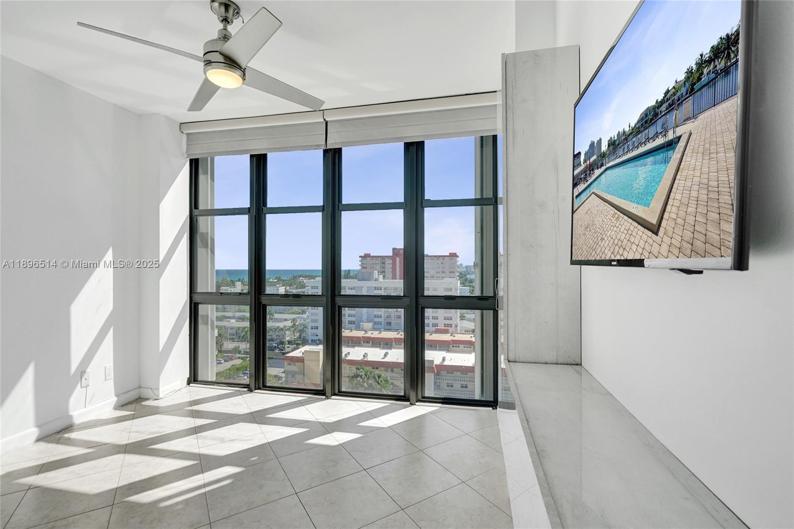 AVANT GARDE CONDO - Residential Lease