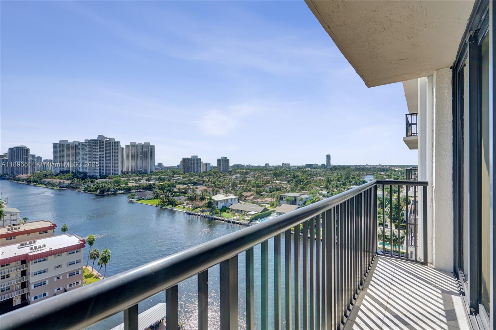 AVANT GARDE CONDO - Residential Lease