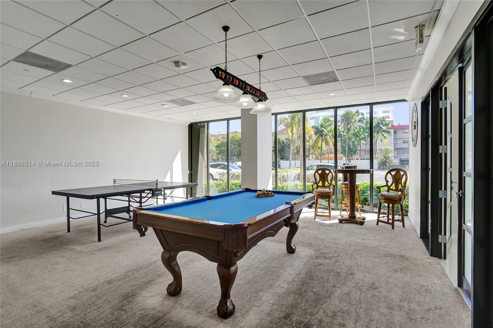 AVANT GARDE CONDO - Residential Lease