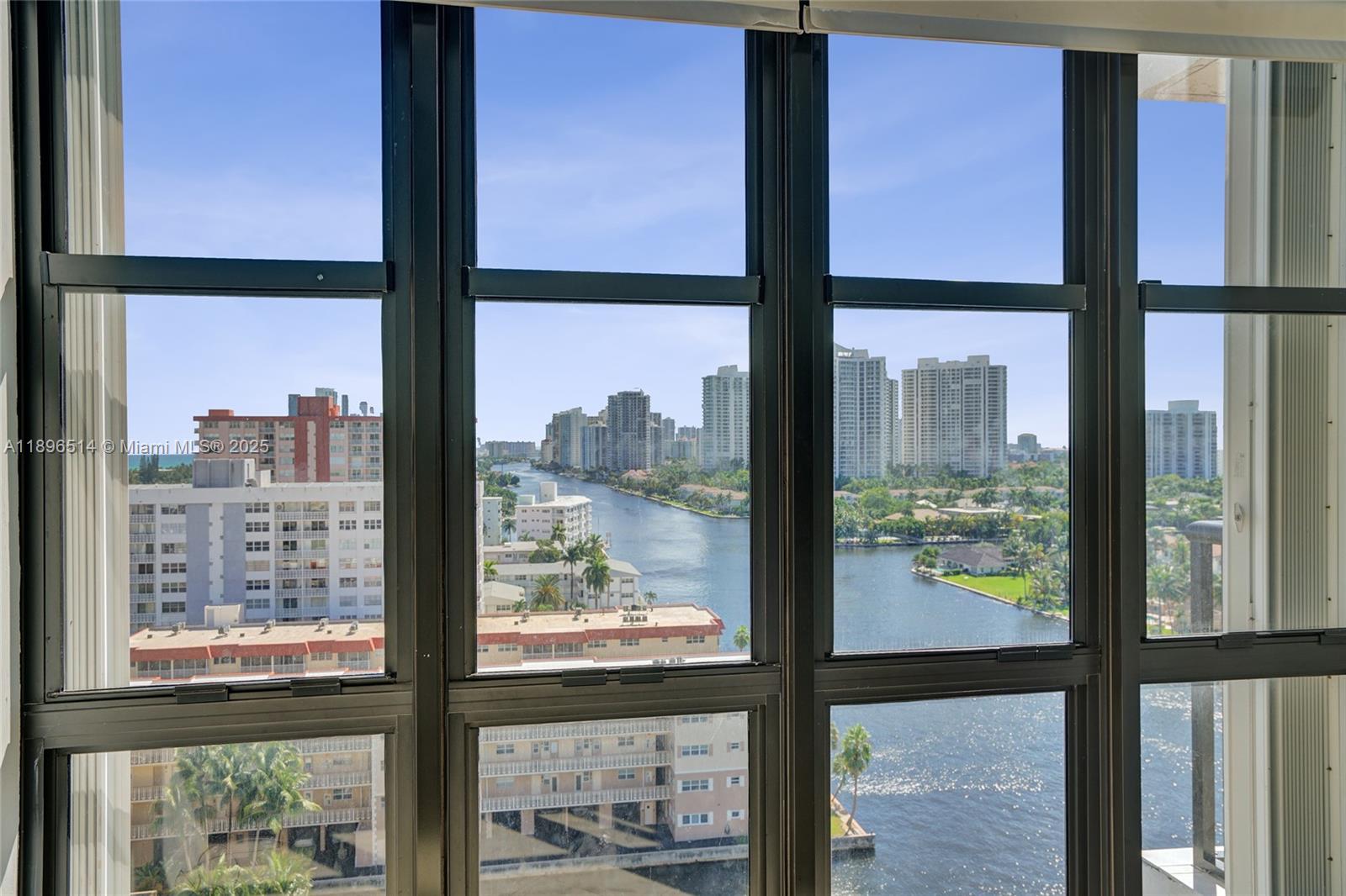 AVANT GARDE CONDO - Residential Lease