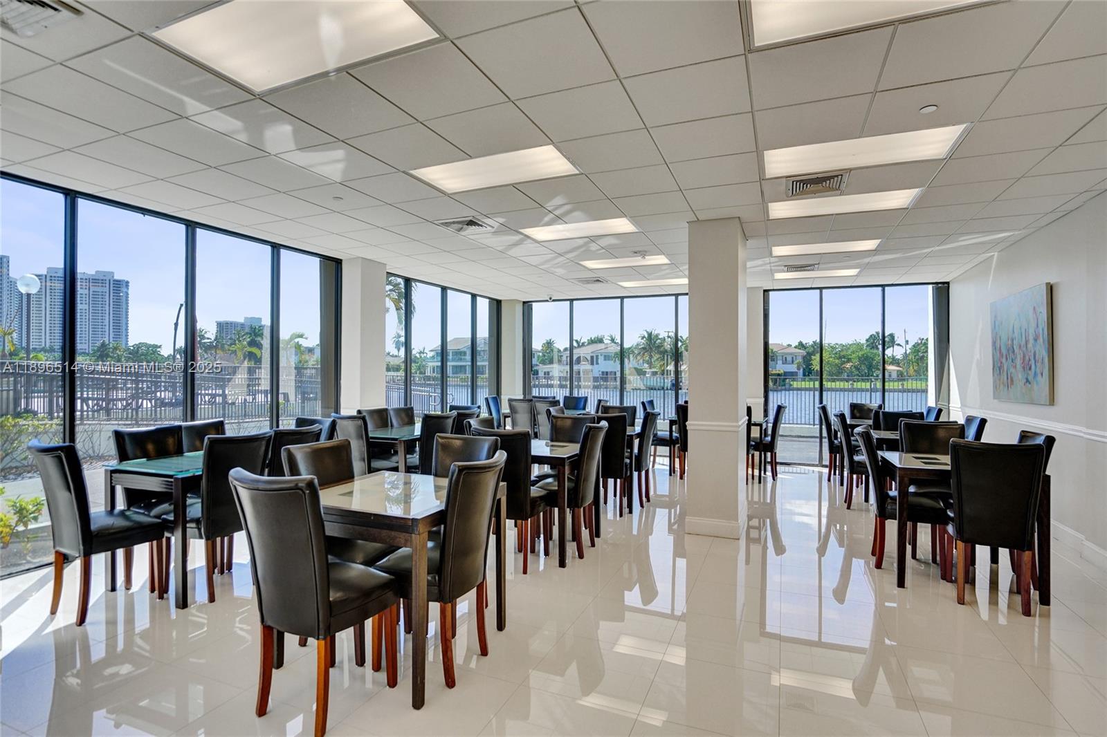 AVANT GARDE CONDO - Residential Lease