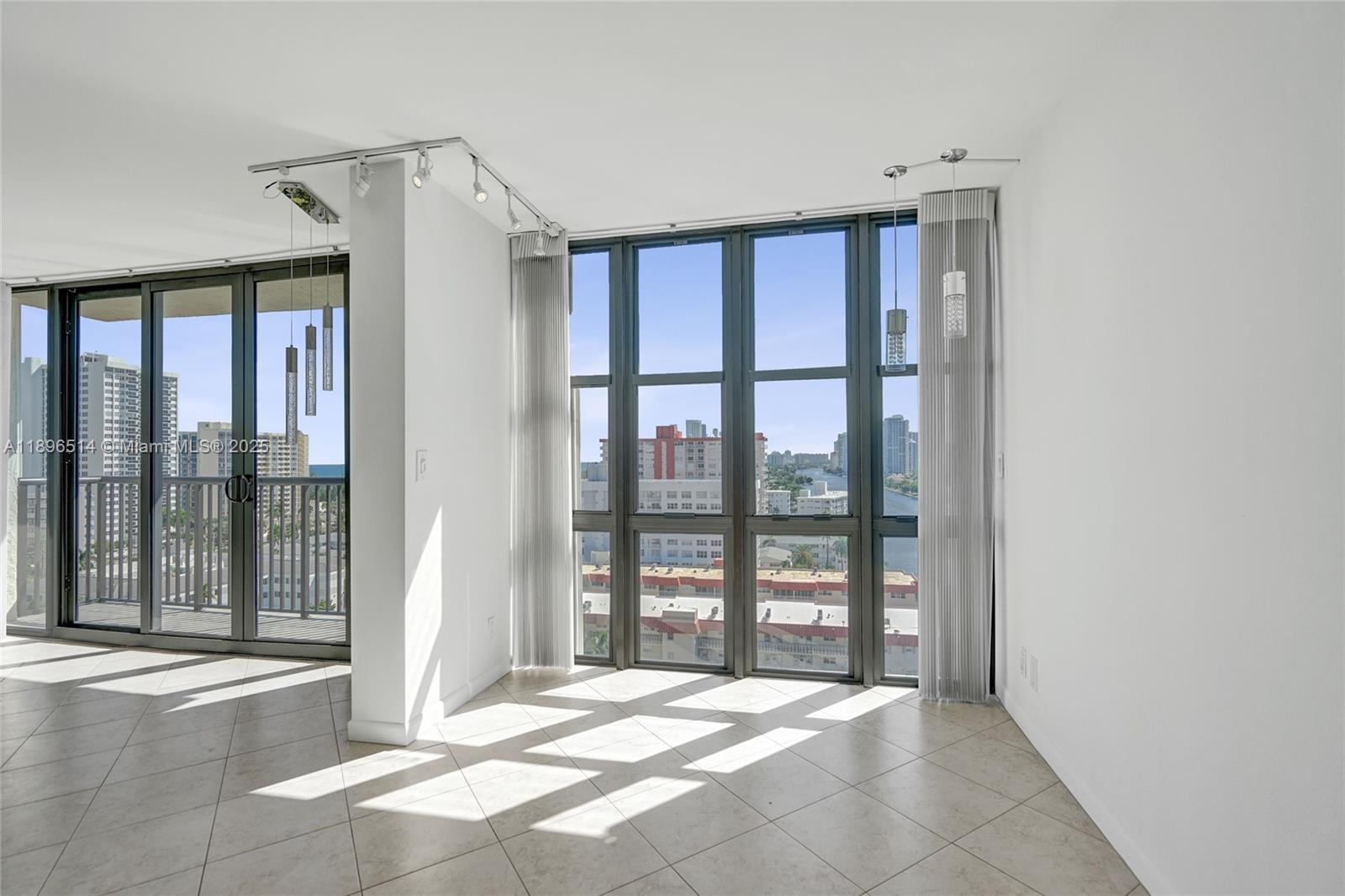 AVANT GARDE CONDO - Residential Lease