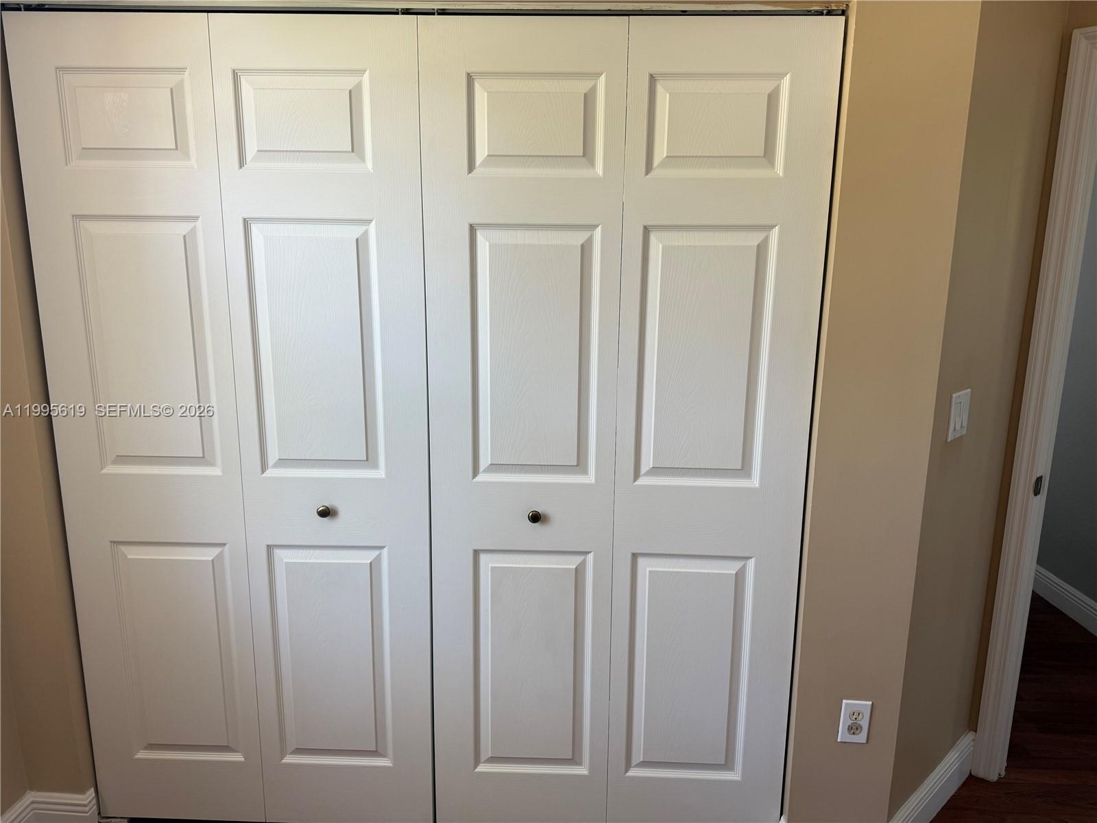 FLORIDIAN ISLES - Residential